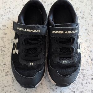 Under Armour Kids Black and White Sneakers
